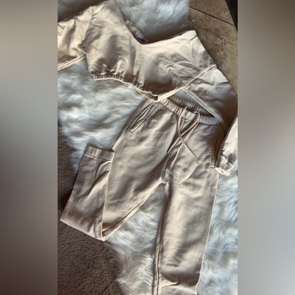 LaVoute | Women’s  Set Lounge Wear Sweatsuit Crop Joggers Sweats Size XSmall